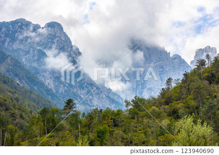 Italian Dolomite Alps mountains, Italy Italian Dolomite Alps mountains, Italy 123940690
