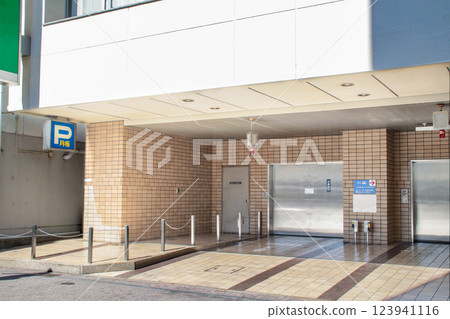 Tower parking lot 123941116