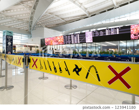 東京羽田機場第 2 航廈國際航班出發大廳 東京羽田機場第 2 航廈國際航班出發大廳 123941180