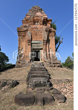 Roluos ruins and Bakong temple, Angkor ruins, Cambodia 123942570