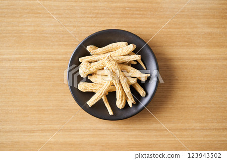 Korean ginseng 5 years old 123943502