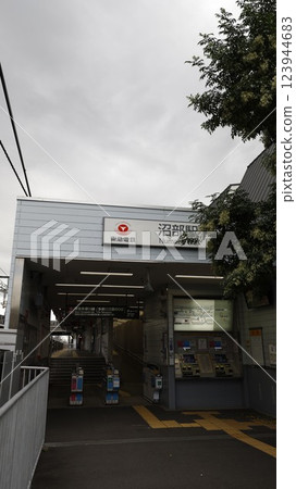 東急玉川線沼部站、玉川方向月台 123944683