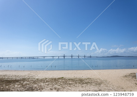 台灣金門島與金門大橋 123948759