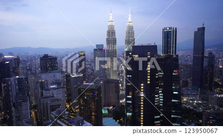 吉隆坡雙子星夜景 123950067