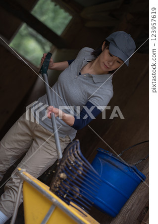 女生 女孩 女性 123957619