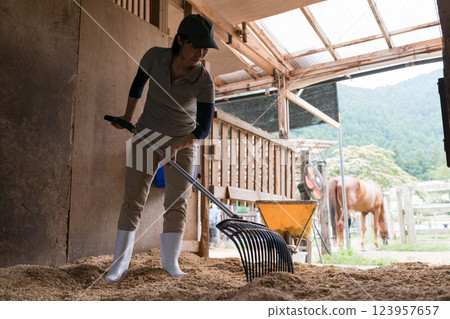 女生 女孩 女性 123957657