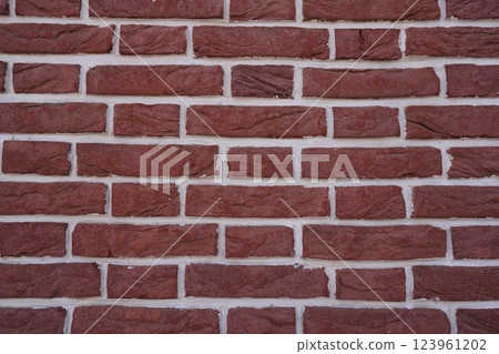 紅磚牆與背景融為一體 紅磚牆與背景融為一體 123961202