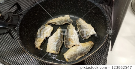 Deep-fried Konoshiro 123962547