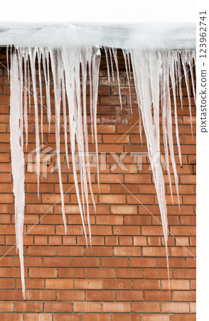 Icicles on the roof 123962741