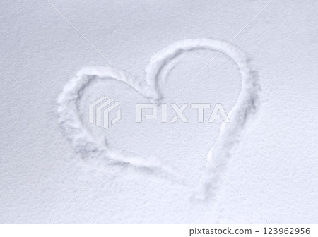 Figure heart in the snow Figure heart in the snow 123962956