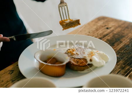 Breakfast in the cafe in the morning 123972241
