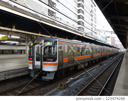 JR中央基哈75型有軌電車 JR中央基哈75型有軌電車 123974266