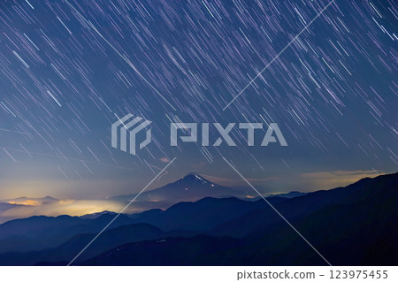 Summer night view of Mt. Fuji and starry sky from Sannoto on the Tanzawa Omote Ridge 123975455