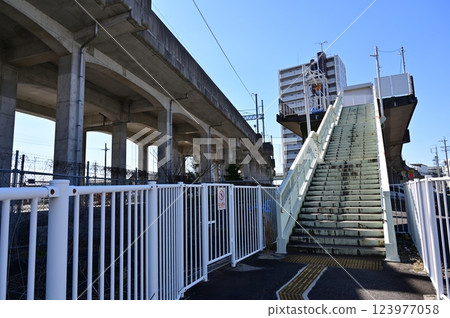 Katsukawa Station (Tokai Transport Service) in front of the Johoku Line station Katsukawa Station (Tokai Transport Service) in front of the Johoku Line station 123977058