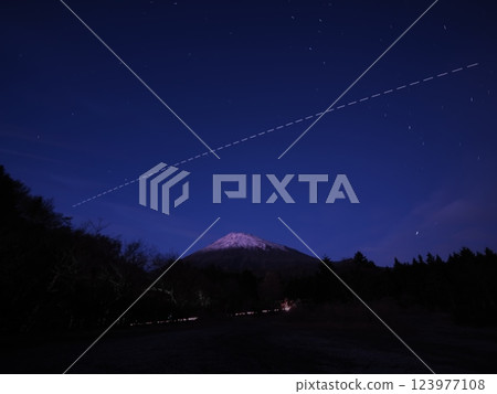 富士和國際空間站 富士和國際空間站 123977108