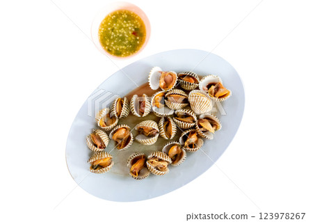 Top view of Boiled Cockle with seafood sauce, focus selective 123978267
