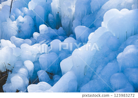 Lots of icicles Lots of icicles 123983272