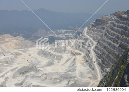 Rocky Mountains of Tsukumi Rocky Mountains of Tsukumi 123986004