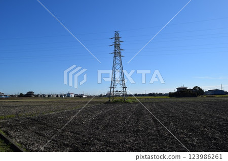 輸電塔高壓交流電 輸電塔高壓交流電 123986261