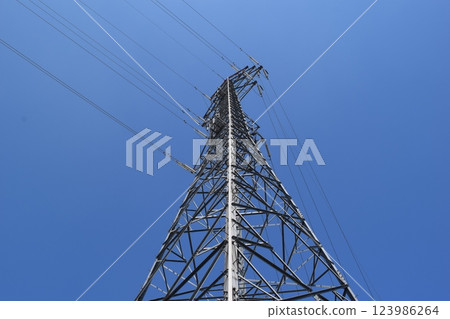 輸電塔高壓交流電 輸電塔高壓交流電 123986264