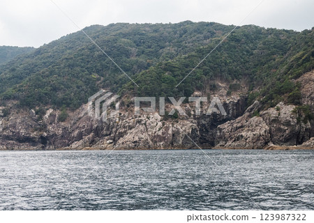 長崎縣上五島市五島群島的海,美麗的海 長崎縣上五島市五島群島的海,美麗的海 123987322