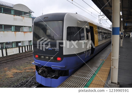 JR East Uchibo Line Goi Station 123990591