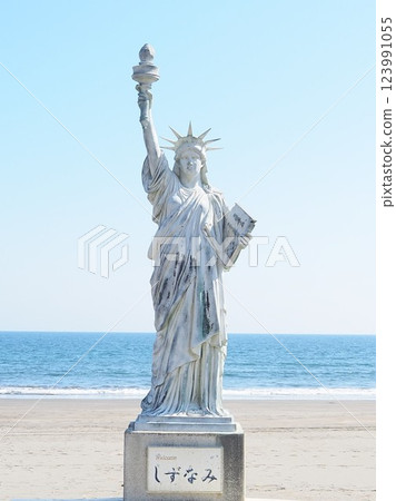 靜岡縣，初春海與自由女神像，3月 123991055