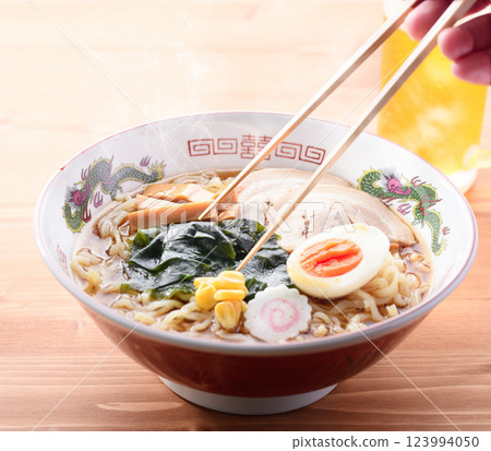 Seaweed Ramen (soy sauce flavor) Seaweed Ramen (soy sauce flavor) 123994050