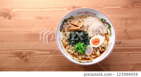 Seaweed Ramen (soy sauce flavor) Seaweed Ramen (soy sauce flavor) 123994059