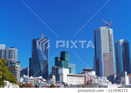Tokyo cityscape: Skyscrapers lining Roppongi Tokyo cityscape: Skyscrapers lining Roppongi 123996172