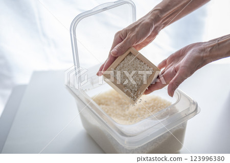 Rice stocker and wooden box Rice stocker and wooden box 123996380