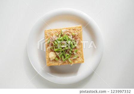 Delicious looking deep-fried tofu 123997332