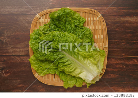 Lettuce and wrapped vegetables 123998192