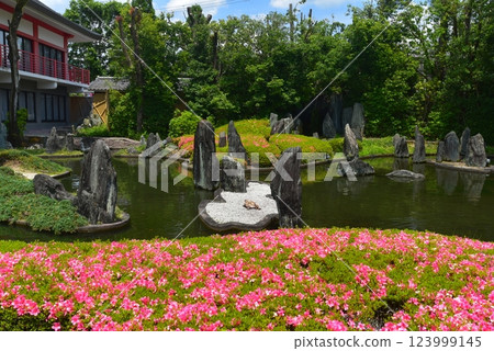 Matsuo Taisha Shrine - Shofuen's Horai Garden 123999145