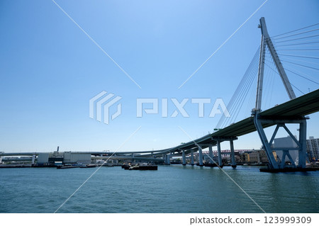 Osaka City, Osaka Prefecture_Tempozan Ohashi Bridge 5_May 2024 Osaka City, Osaka Prefecture_Tempozan Ohashi Bridge 5_May 2024 123999309
