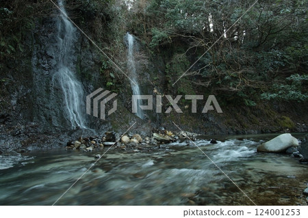 Meotodaki（岐阜縣I美郡I川町） 124001253