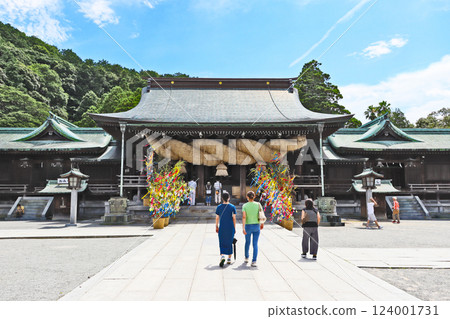 福岡縣福津市宮地岳神社的七夕，這裡有日本最大的注連繩 124001731