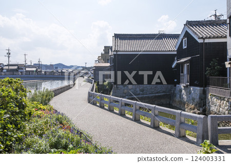 伊勢川崎街道 河流街道風景 舊街道 伊勢志摩旅遊勝地 124003331