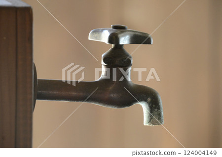 faucet faucet 124004149