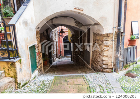Narrow street in the old town of Sanremo, Italy Narrow street in the old town of Sanremo, Italy 124006205
