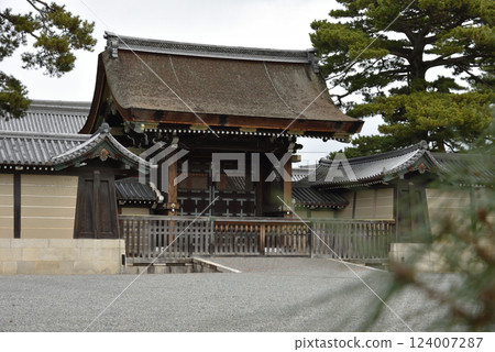 京都御所正門 佃禮門(京都市上京區) 京都御所正門 佃禮門(京都市上京區) 124007287