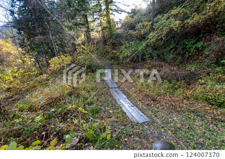 歷史悠久的古道「鹽路」及其周邊地區 歷史悠久的古道「鹽路」及其周邊地區 124007370