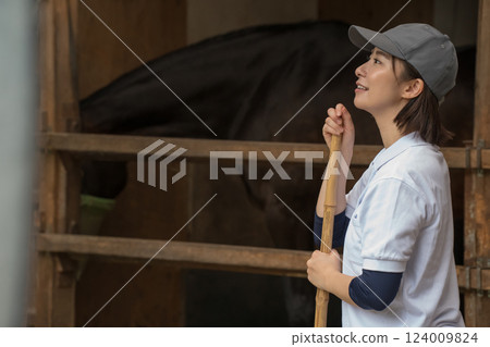 馬 馬兒 女生 124009824