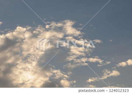雲彩 124012323
