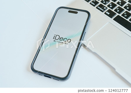智慧型手機上的 iDeCo 顯示屏 124012777