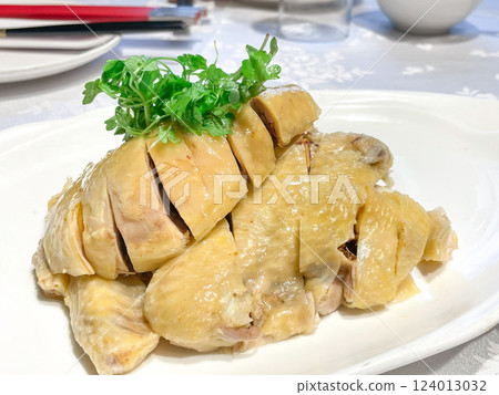 Chinese Cantonese Appetizer: White Sliced Chicken Chinese Cantonese Appetizer: White Sliced Chicken 124013032