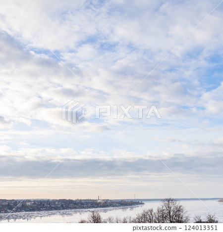 evening sky over river in Kostroma city in winter evening sky over river in Kostroma city in winter 124013351