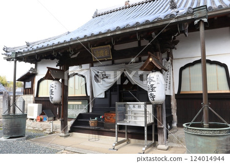 丹波筱山市的“本教寺” 丹波筱山市的“本教寺” 124014944