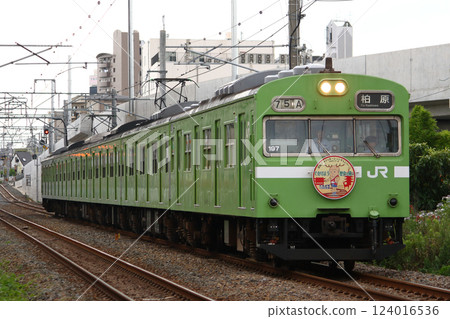 [JR-Q] 大和路線 103 系列列車 (本地列車 - 6 輛車：JR難波⇔大路) 124016536