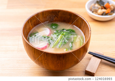 Radish miso soup Radish miso soup 124016993
